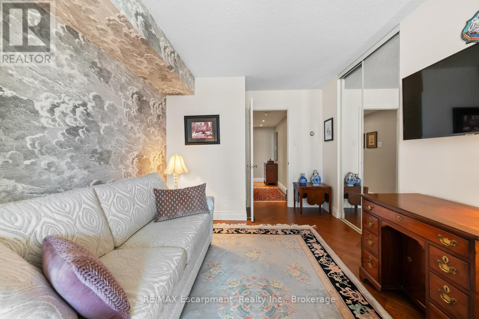 301 - 2287 Lake Shore Road W, Toronto, Ontario  M8V 3Y1 - Photo 26 - W12977412