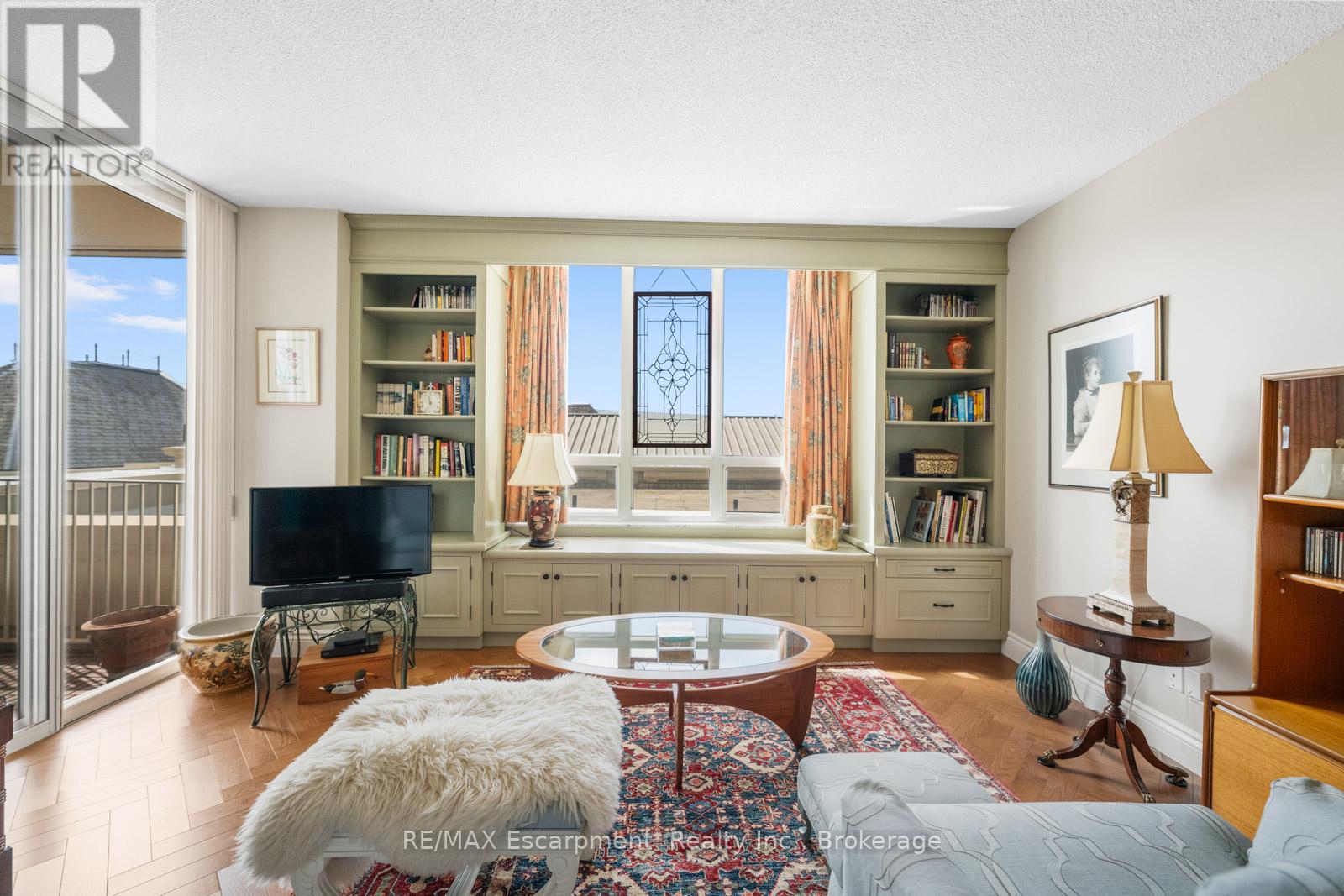 301 - 2287 Lake Shore Road W, Toronto, Ontario  M8V 3Y1 - Photo 8 - W12977412