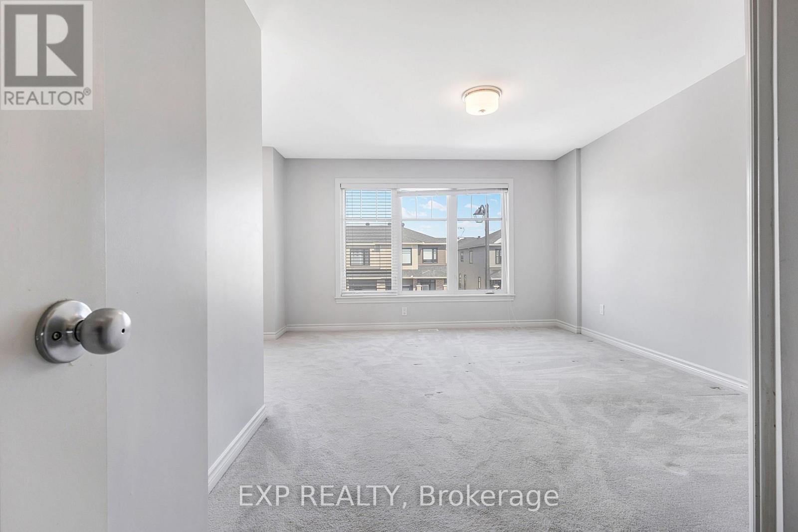 618 Taliesin Crescent, Ottawa, Ontario K2S 2W5 - Photo 18 - X12942800