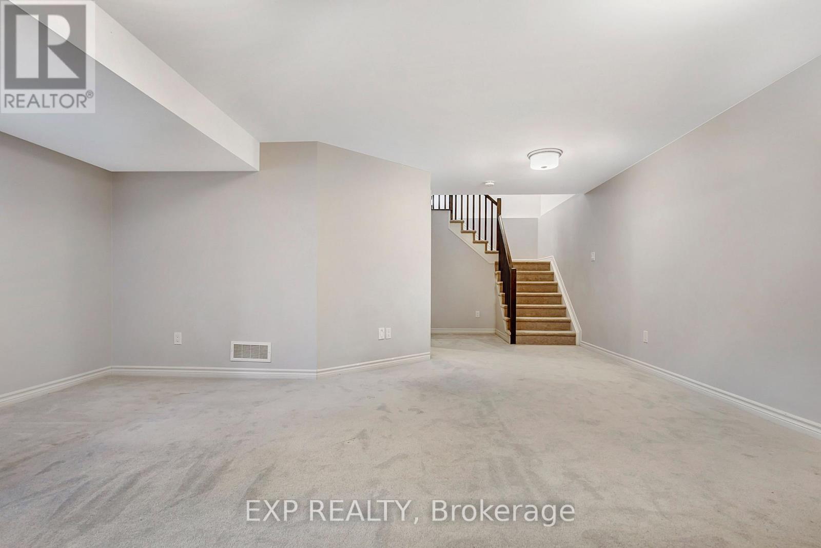 618 Taliesin Crescent, Ottawa, Ontario K2S 2W5 - Photo 15 - X12942800