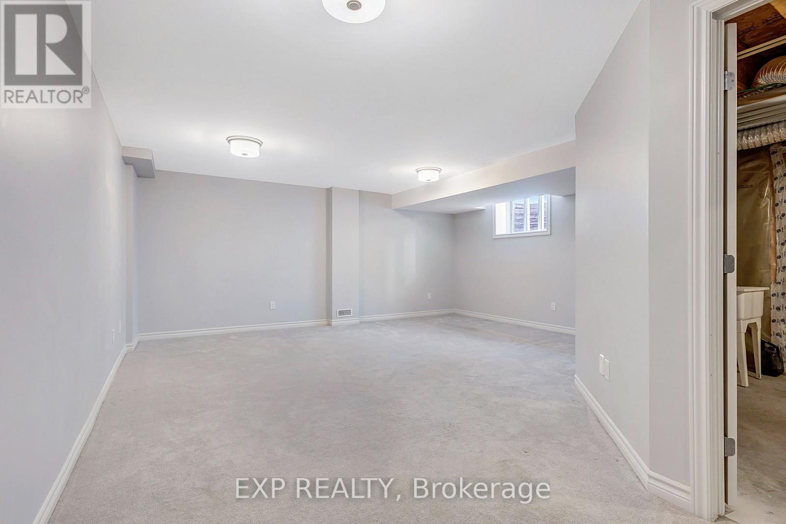 618 Taliesin Crescent, Ottawa, Ontario K2S 2W5 - Photo 14 - X12942800