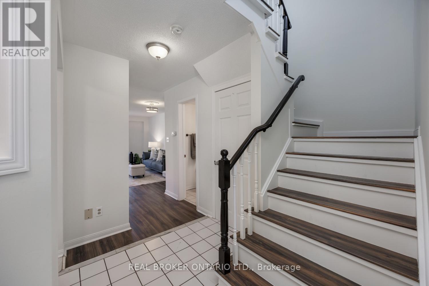 78 Shady Lane Crescent, Clarington, Ontario  L1C 5B1 - Photo 6 - E12977486