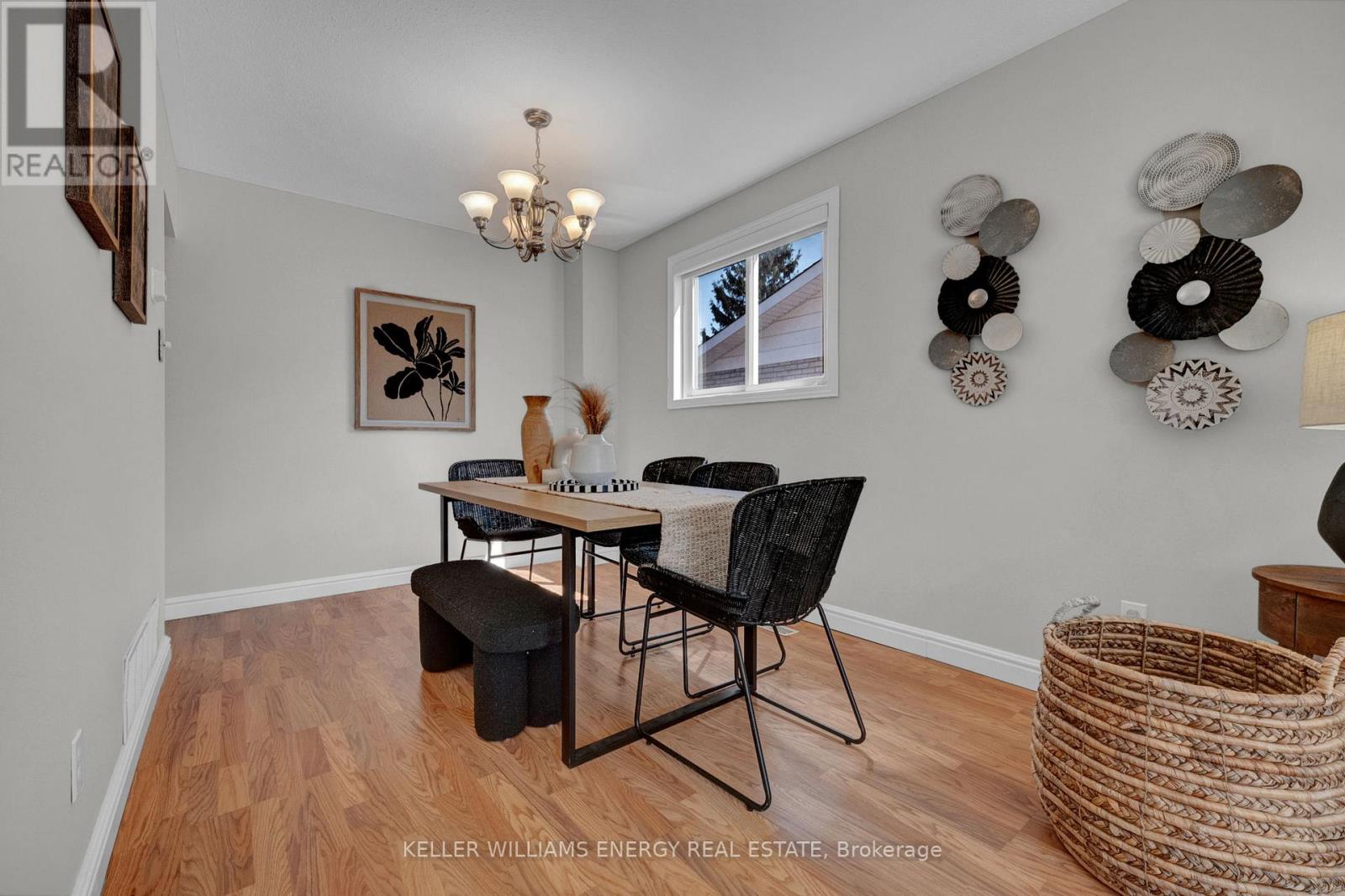 693 Waverly Street N, Oshawa, Ontario  L1J 6C1 - Photo 11 - E12977742