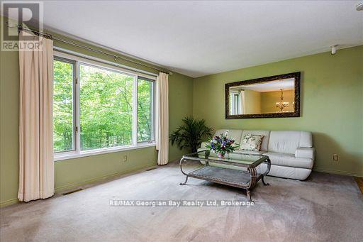 31 Lakeview Crescent E, Tiny, Ontario L9M 0B9 - Photo 11 - S12977482