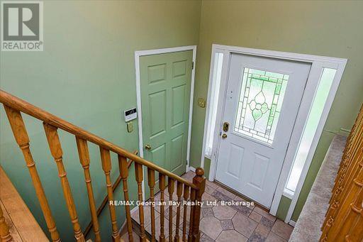 31 Lakeview Crescent E, Tiny, Ontario L9M 0B9 - Photo 9 - S12977482