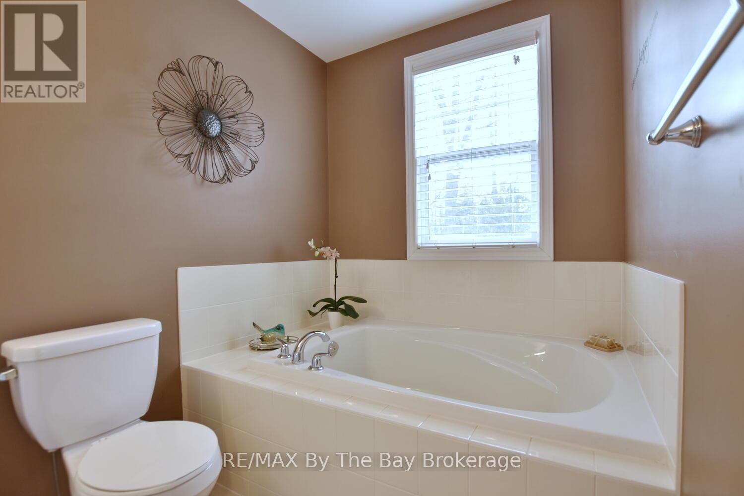 6 - 15 30th Street N, Wasaga Beach, Ontario L9Z 2C8 - Photo 30 - S12977672