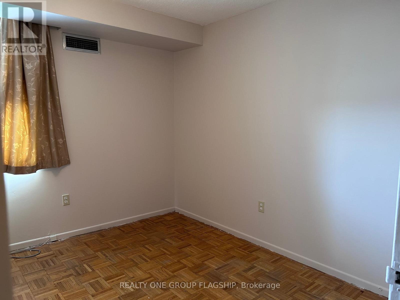 904 - 10 Tobermory Drive, Toronto, Ontario  M3N 2Y5 - Photo 11 - W12919908