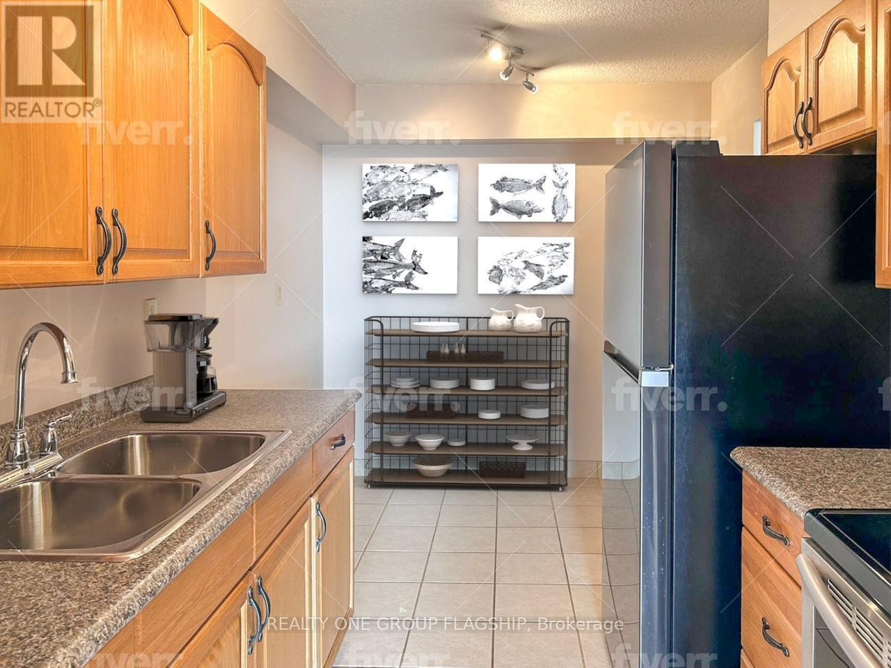 904 - 10 Tobermory Drive, Toronto, Ontario  M3N 2Y5 - Photo 3 - W12919908