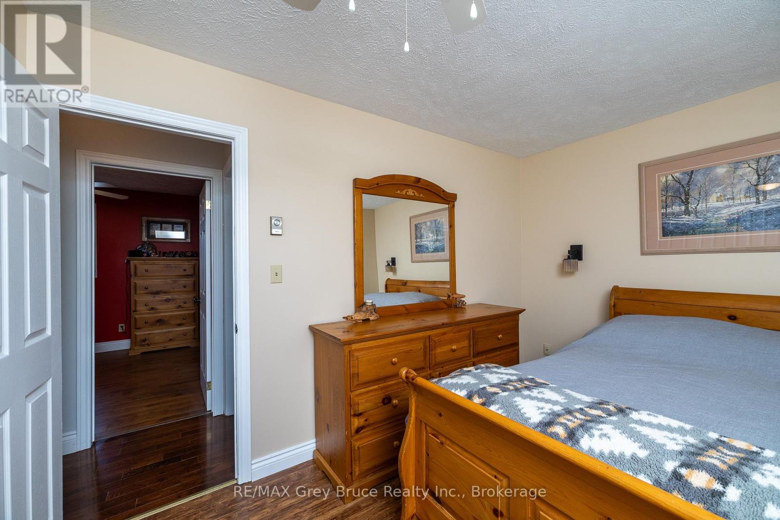 461 8th 'a' Avenue E, Owen Sound, Ontario  N4K 6S8 - Photo 16 - X12977414