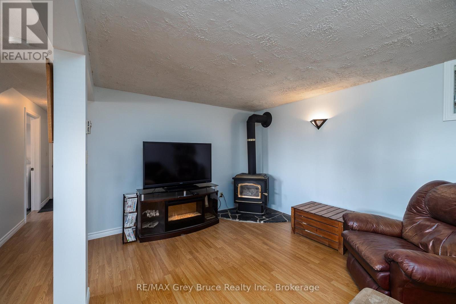 461 8th 'a' Avenue E, Owen Sound, Ontario  N4K 6S8 - Photo 27 - X12977414