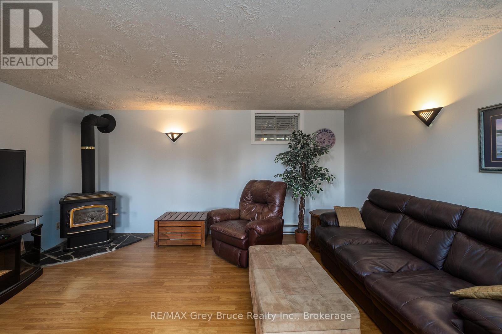 461 8th 'a' Avenue E, Owen Sound, Ontario  N4K 6S8 - Photo 28 - X12977414