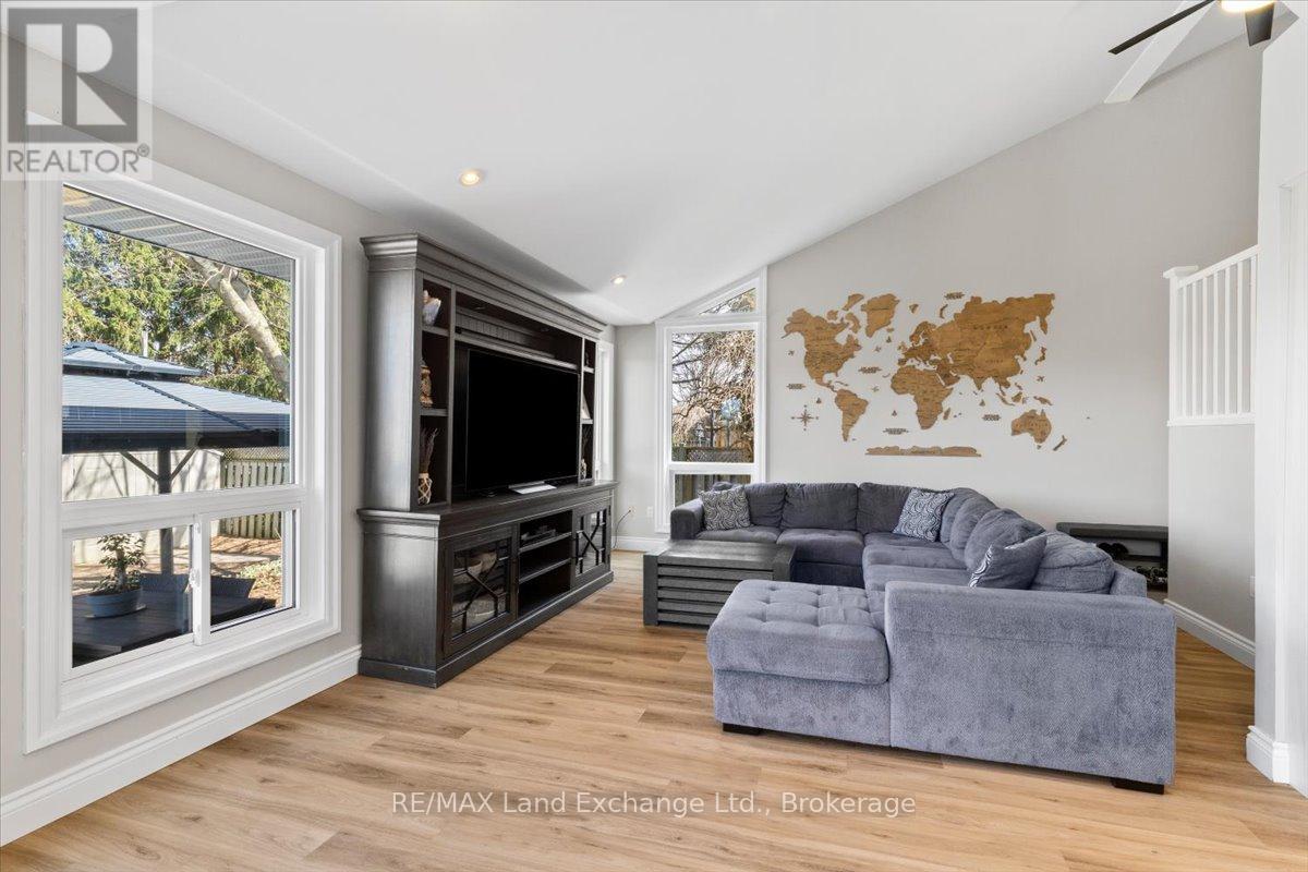 471 Joseph Street, Saugeen Shores, Ontario  N0H 2C2 - Photo 13 - X12977466