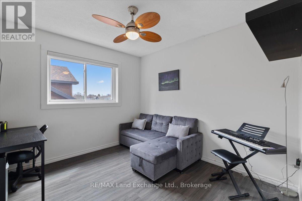 471 Joseph Street, Saugeen Shores, Ontario  N0H 2C2 - Photo 19 - X12977466