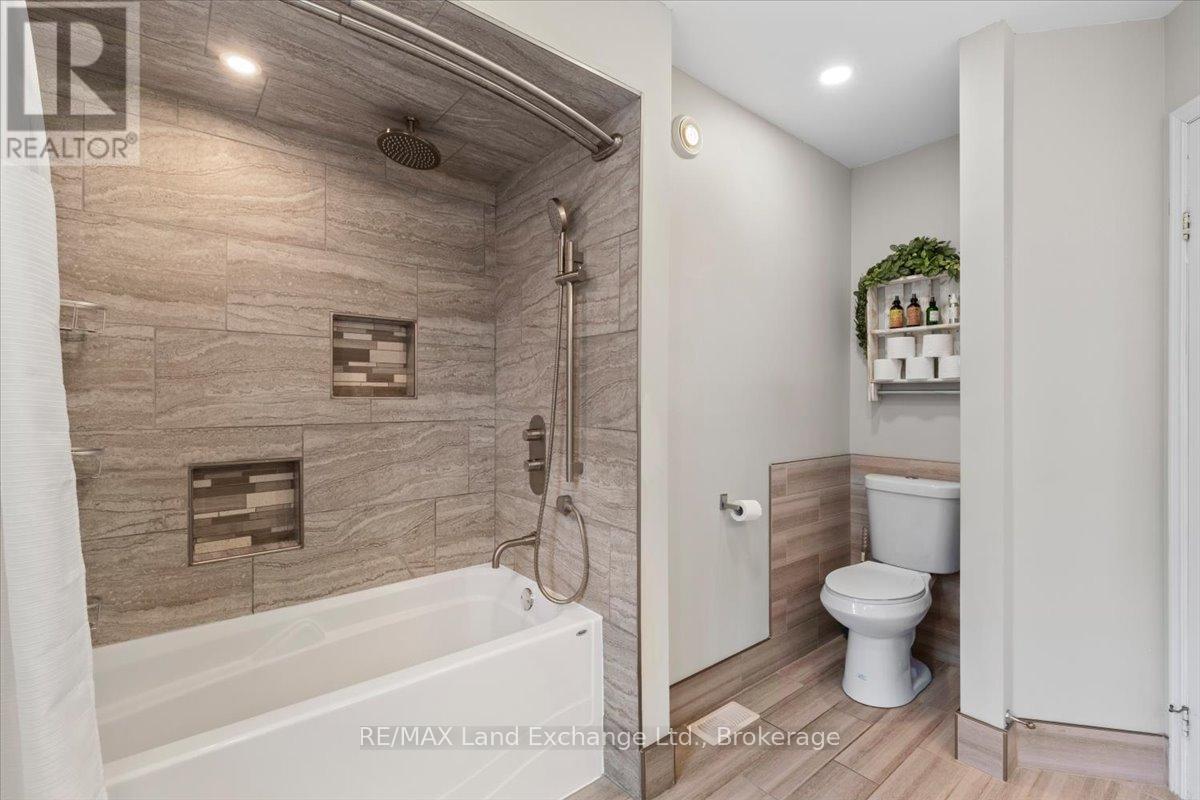 471 Joseph Street, Saugeen Shores, Ontario  N0H 2C2 - Photo 22 - X12977466