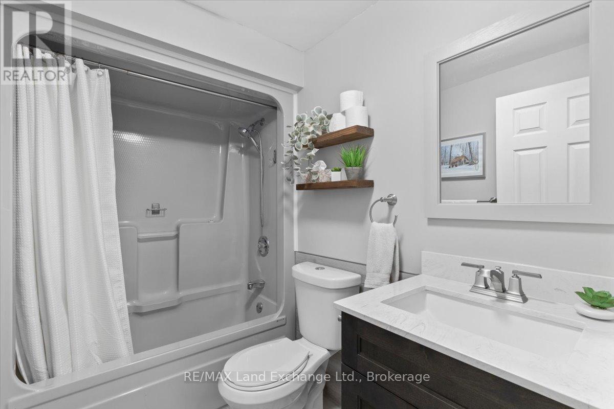 471 Joseph Street, Saugeen Shores, Ontario  N0H 2C2 - Photo 27 - X12977466