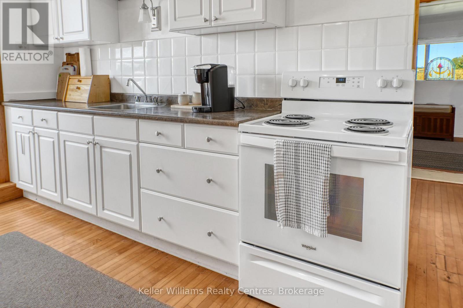 7175 Highway 21, South Bruce Peninsula, Ontario  N0H 1A0 - Photo 23 - X12977566