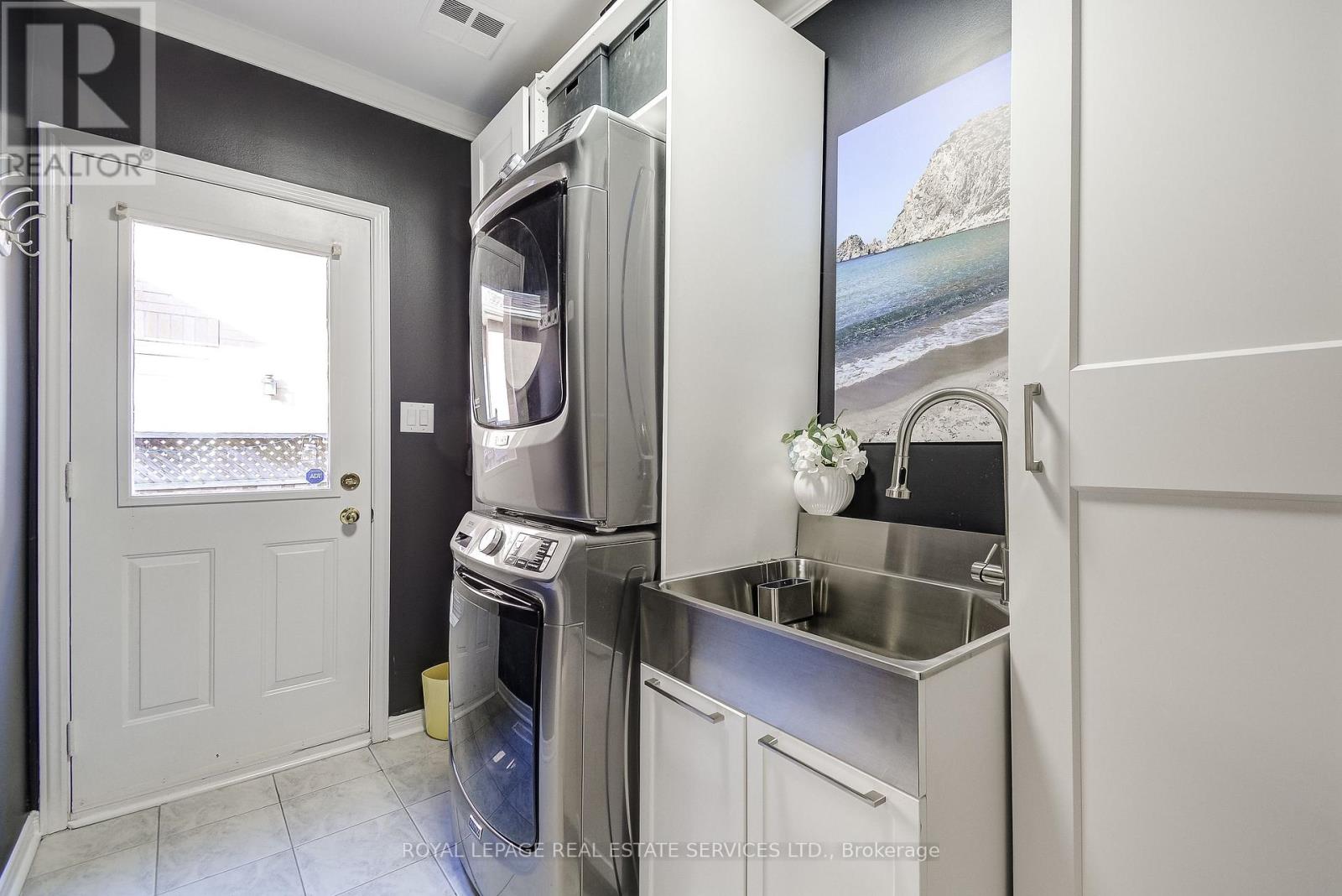 2192 Grand Ravine Drive, Oakville, Ontario  L6H 6B2 - Photo 20 - W12976242