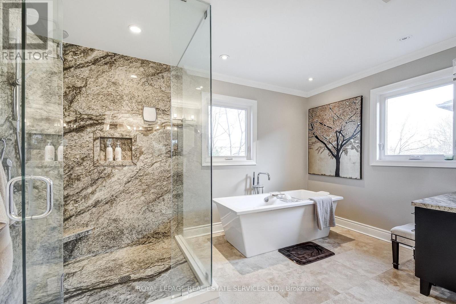 2192 Grand Ravine Drive, Oakville, Ontario  L6H 6B2 - Photo 28 - W12976242