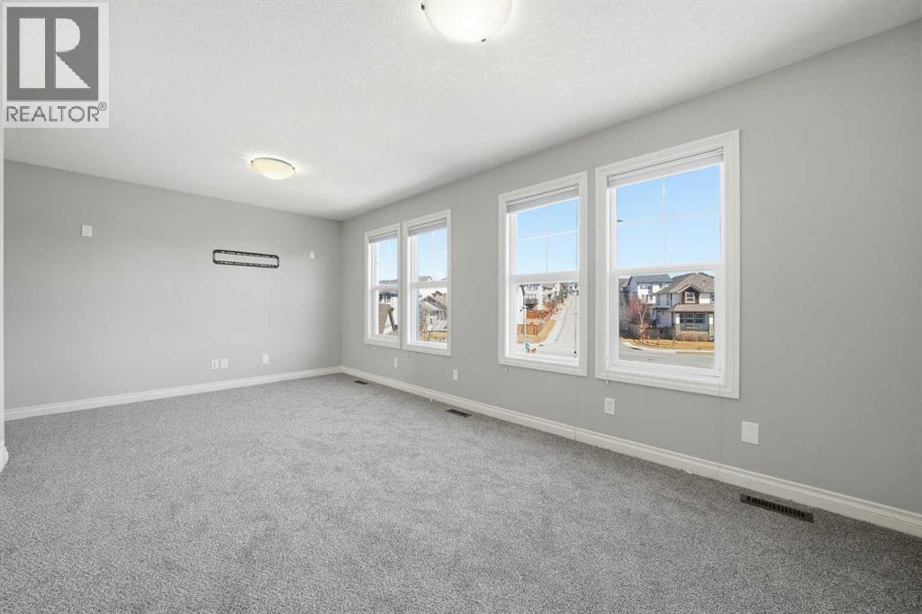 110 Heritage Place NE, Cochrane, Alberta  T4C 0E2 - Photo 32 - A2294654