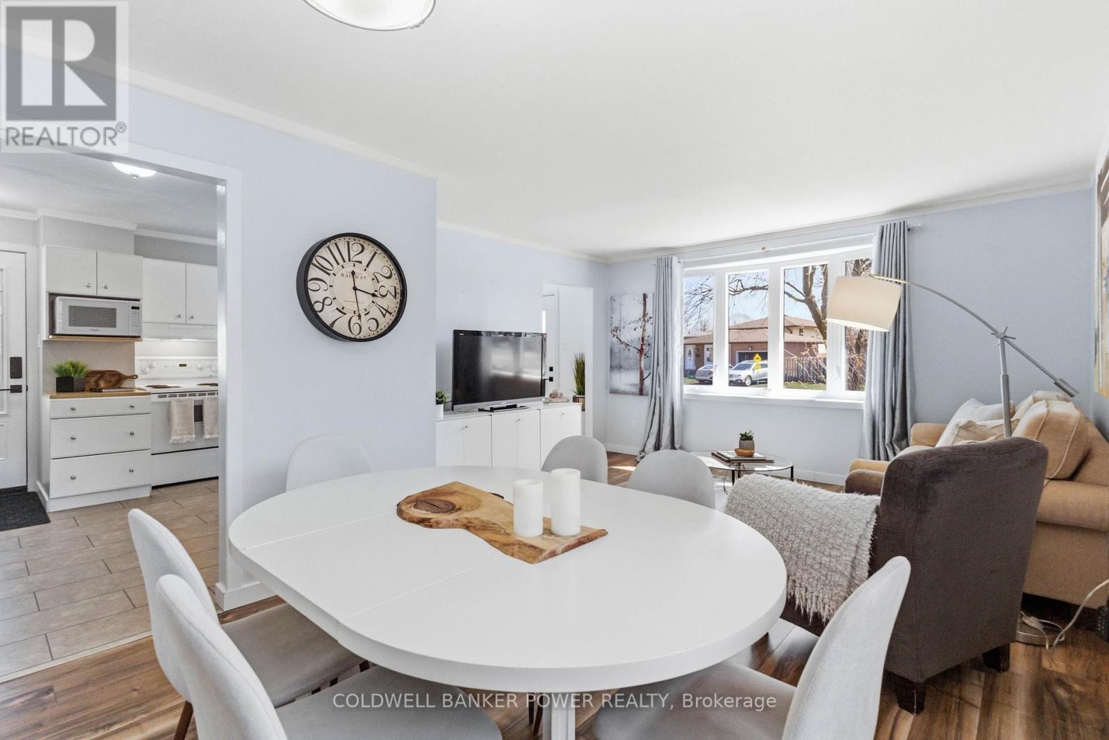 402 Ferndale Avenue, London South, Ontario  N6C 2Y8 - Photo 12 - X12977404