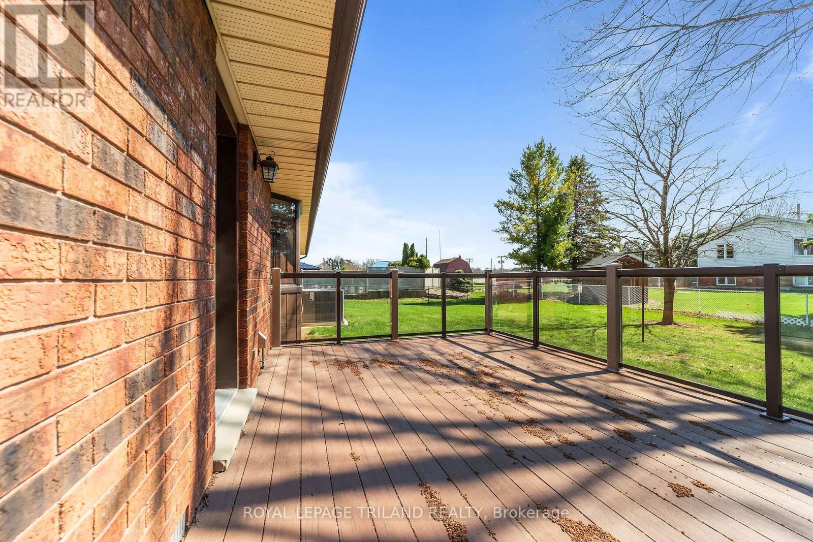 3 Durham Street, Newbury, Ontario  N0L 1Z0 - Photo 17 - X12977518