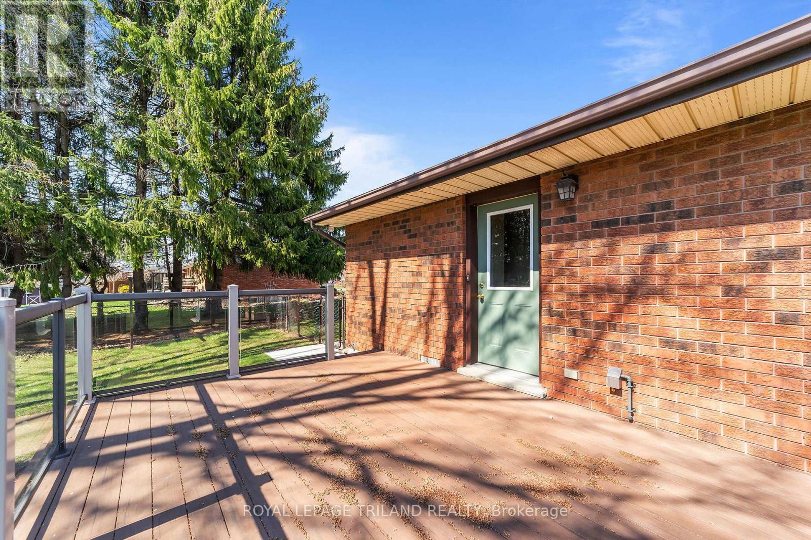 3 Durham Street, Newbury, Ontario  N0L 1Z0 - Photo 18 - X12977518