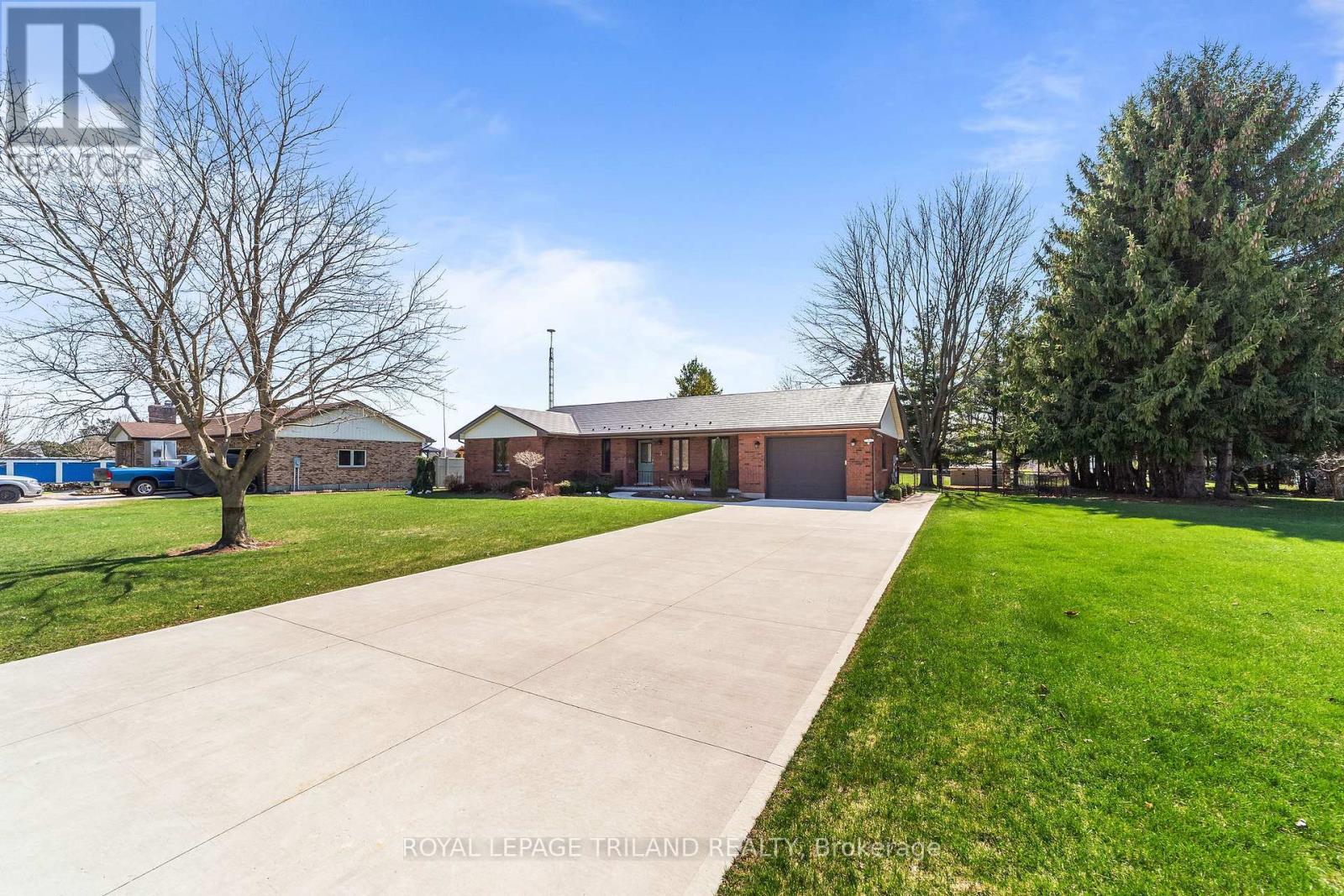 3 Durham Street, Newbury, Ontario  N0L 1Z0 - Photo 8 - X12977518