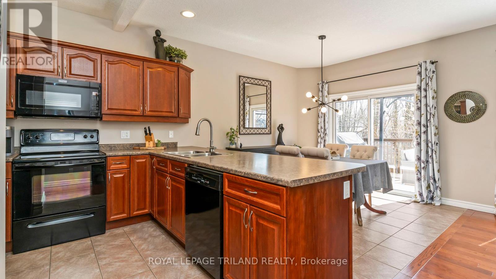 10 Prespa Court, St. Thomas, Ontario  N5R 0A8 - Photo 8 - X12977540