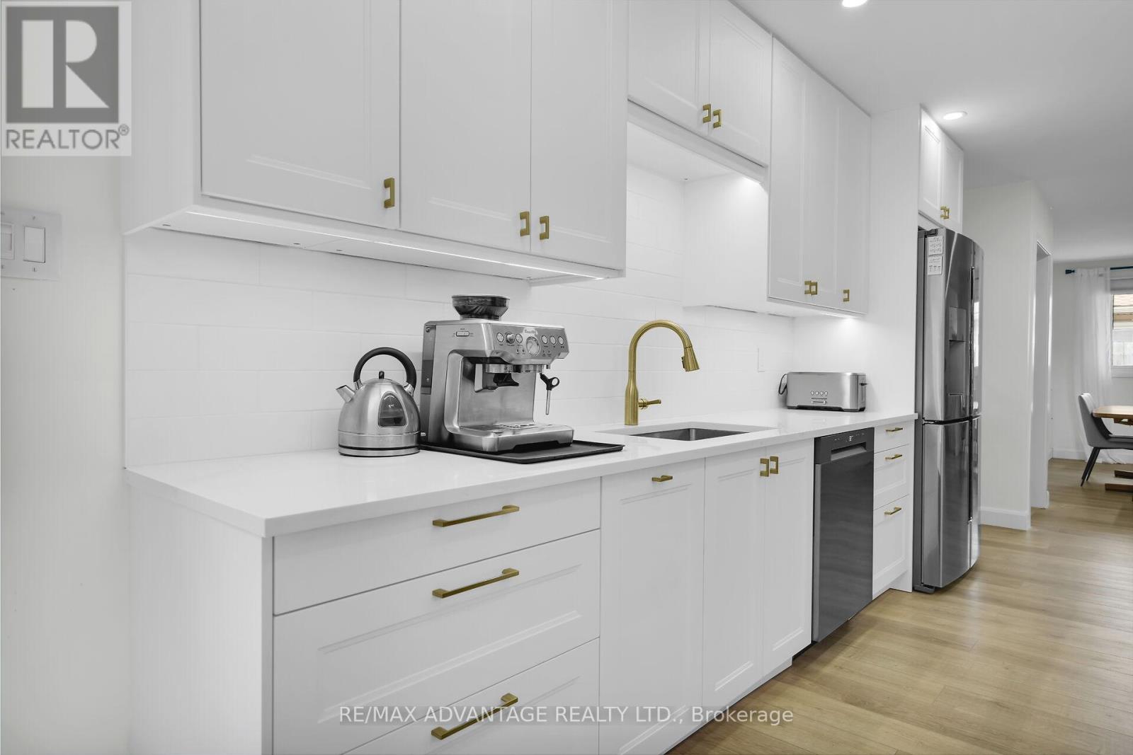 219 Highview Avenue W, London South, Ontario  N6J 4C8 - Photo 32 - X12977748