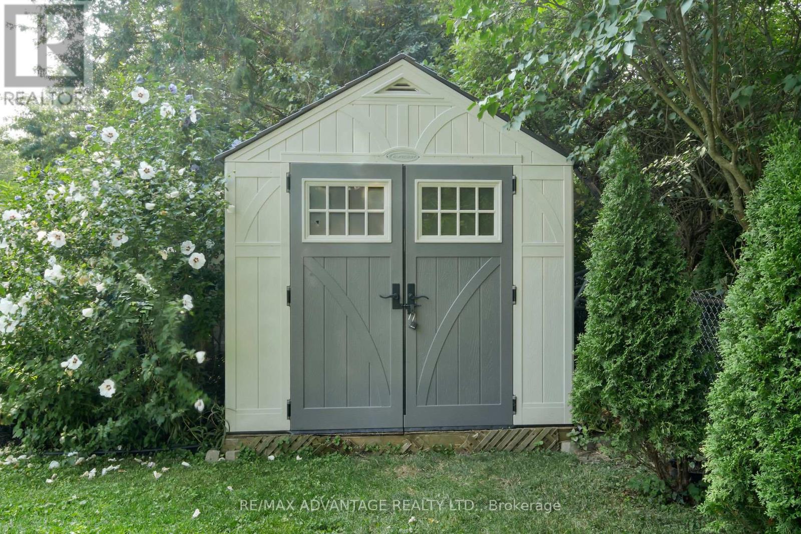 219 Highview Avenue W, London South, Ontario  N6J 4C8 - Photo 39 - X12977748