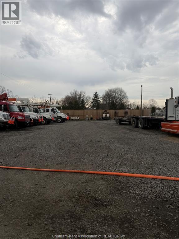 23211 Walker Road, Chatham, Ontario  N7L 5R3 - Photo 2 - 26007536