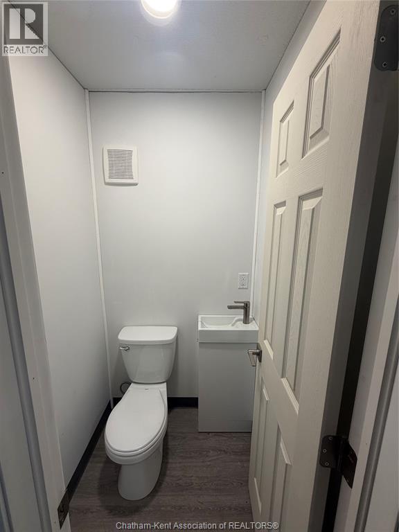 23211 Walker Road, Chatham, Ontario  N7L 5R3 - Photo 7 - 26007536