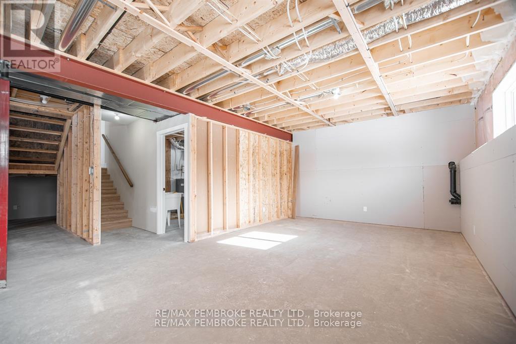 95 Mud Lake Road, Laurentian Valley, Ontario  K8A 6W4 - Photo 34 - X12977480