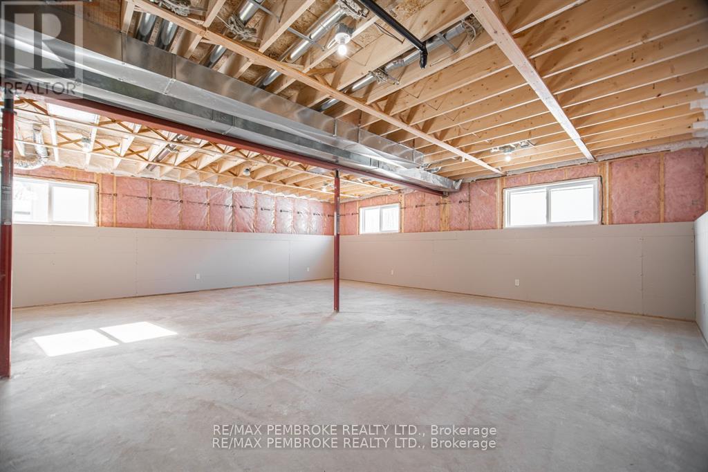 95 Mud Lake Road, Laurentian Valley, Ontario  K8A 6W4 - Photo 36 - X12977480