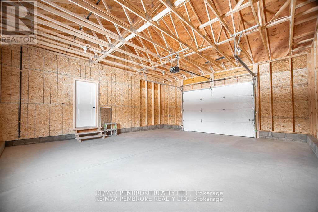 95 Mud Lake Road, Laurentian Valley, Ontario  K8A 6W4 - Photo 37 - X12977480