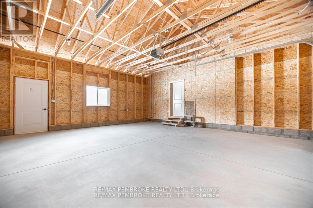 95 Mud Lake Road, Laurentian Valley, Ontario  K8A 6W4 - Photo 38 - X12977480