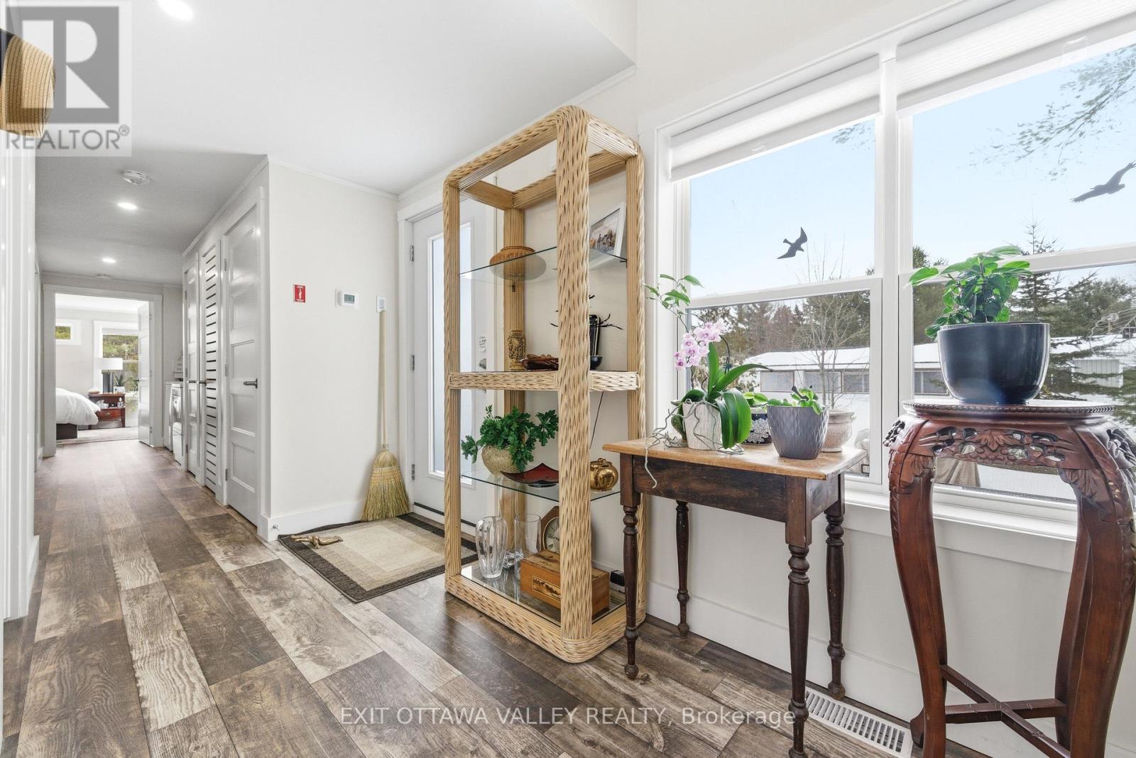 23 Hunters Run Lane, Laurentian Hills, Ontario  K0J 1P0 - Photo 16 - X12977702