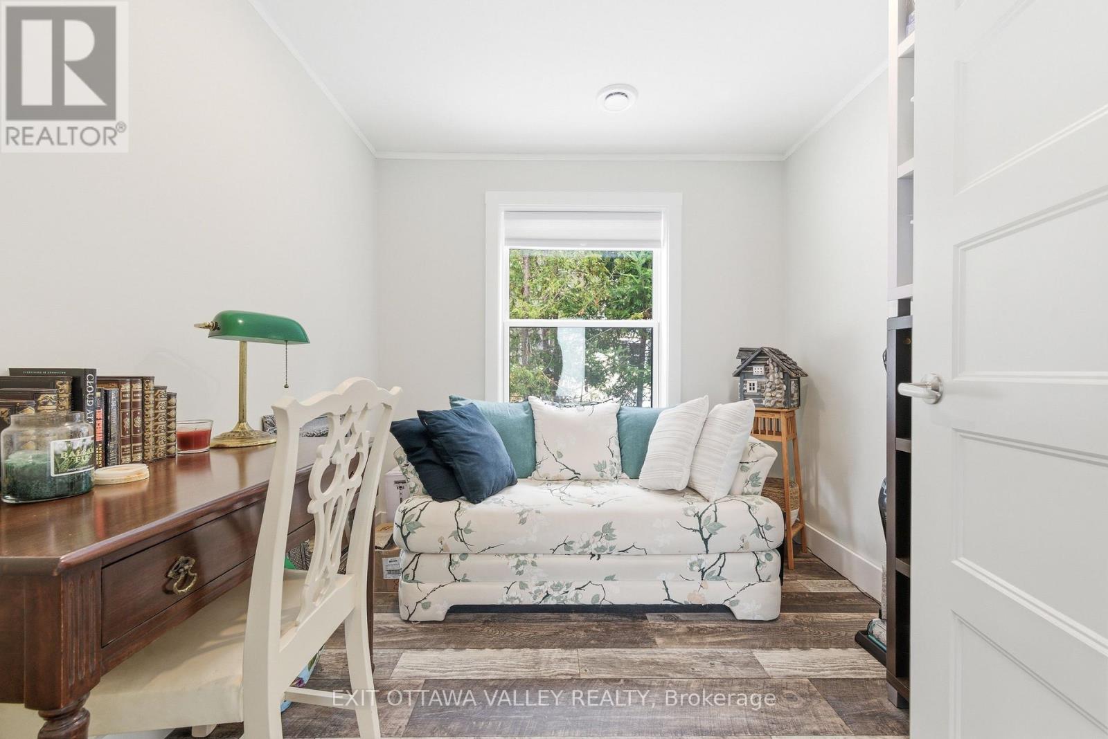 23 Hunters Run Lane, Laurentian Hills, Ontario  K0J 1P0 - Photo 28 - X12977702