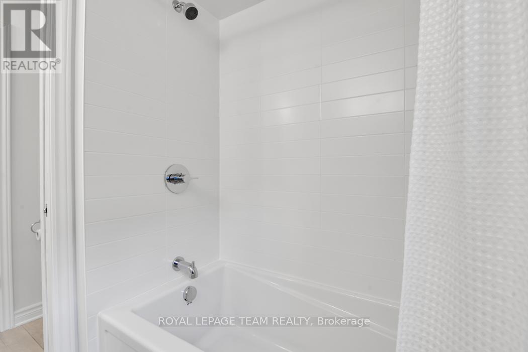 102 Crevasse Road, Ottawa, Ontario  K1W 0P9 - Photo 29 - X12977400