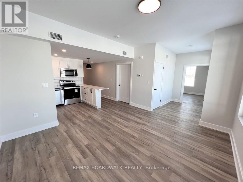 105 - 5870 County 19 Road, North Grenville, Ontario  K0G 1J0 - Photo 3 - X12977554