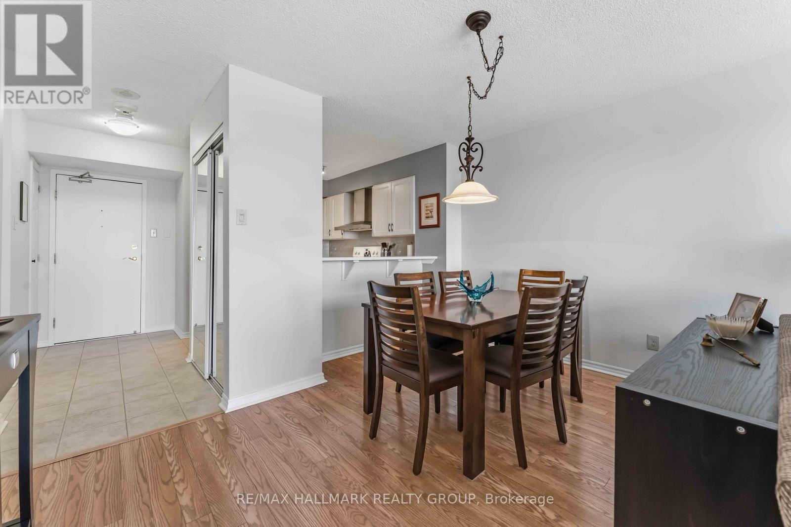 906 - 545 St Laurent Boulevard, Ottawa, Ontario  K1K 4H9 - Photo 10 - X12977622