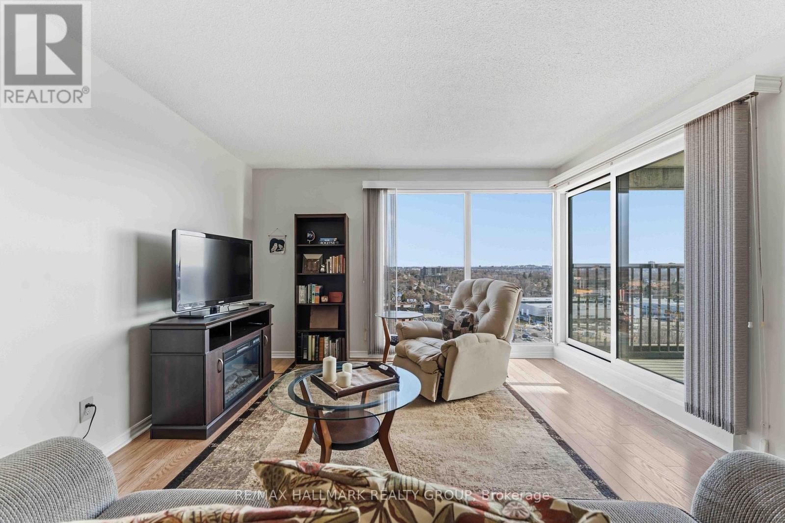 906 - 545 St Laurent Boulevard, Ottawa, Ontario  K1K 4H9 - Photo 13 - X12977622