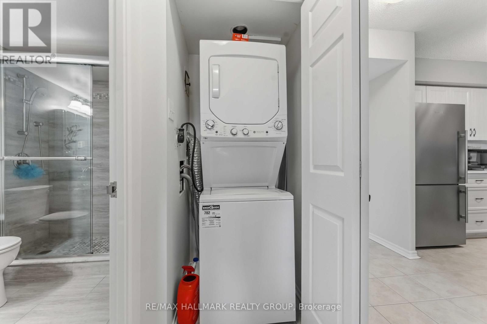 906 - 545 St Laurent Boulevard, Ottawa, Ontario  K1K 4H9 - Photo 15 - X12977622