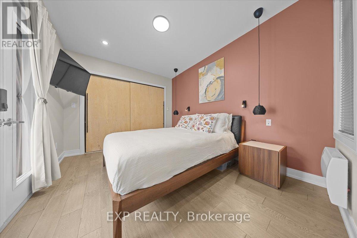 185 Deschamps Avenue, Ottawa, Ontario  K1L 5Z3 - Photo 24 - X12977644