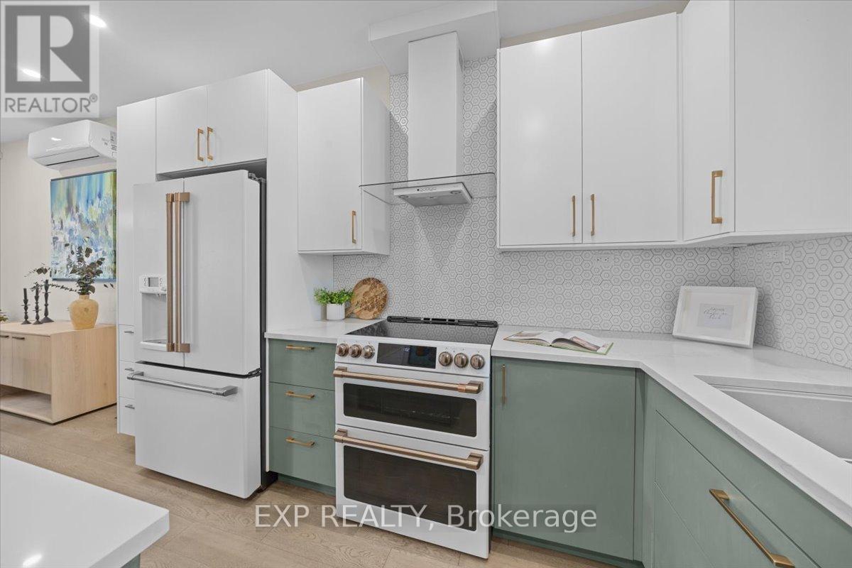 185 Deschamps Avenue, Ottawa, Ontario  K1L 5Z3 - Photo 9 - X12977644