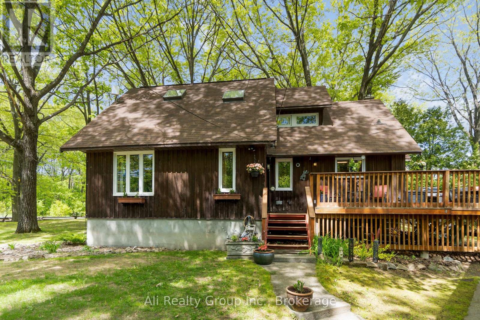 190 Woods Road, Ottawa, Ontario  K0A 3M0 - Photo 4 - X12977716