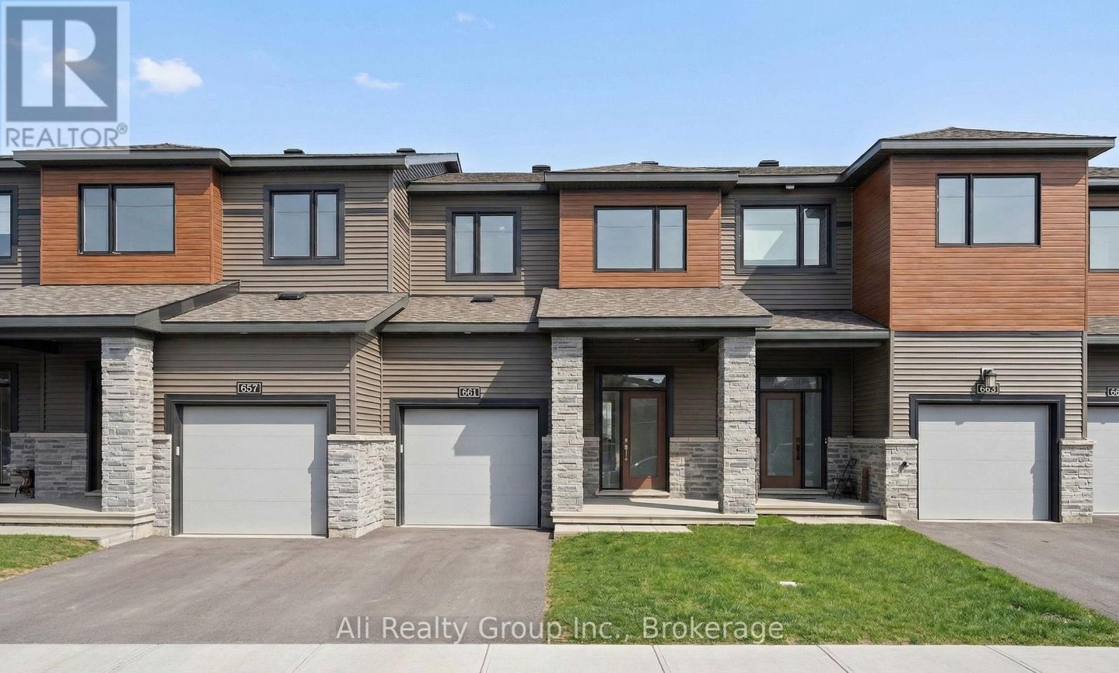 661 HAMSA STREET, Ottawa, Ontario