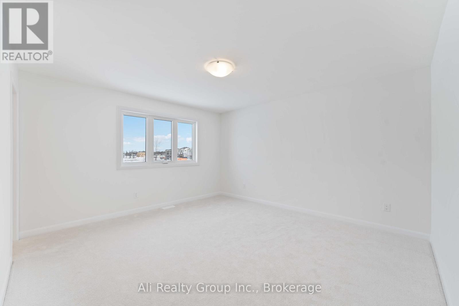 661 Hamsa Street, Ottawa, Ontario  K2J 6Z7 - Photo 14 - X12977732