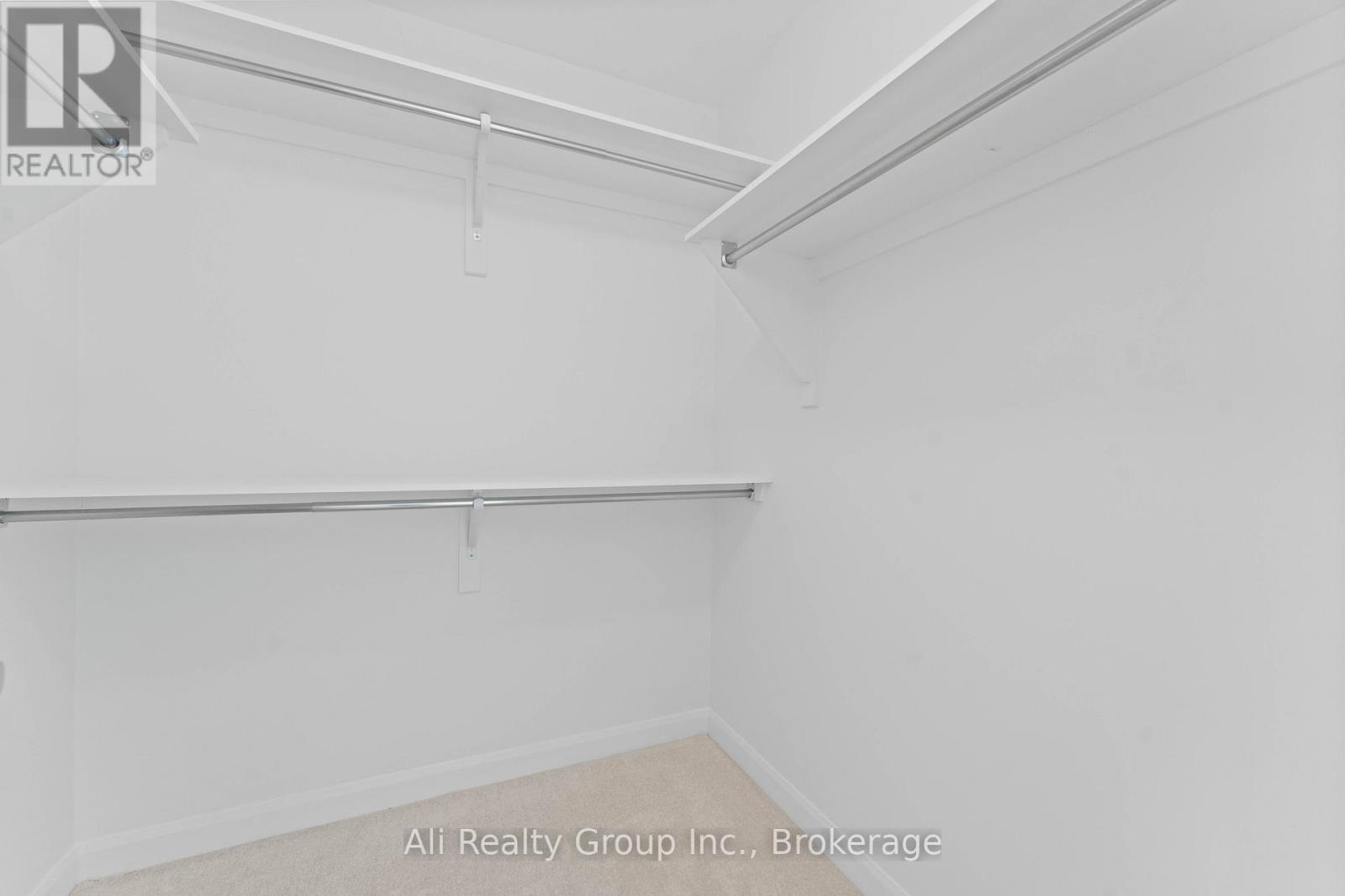 661 Hamsa Street, Ottawa, Ontario  K2J 6Z7 - Photo 15 - X12977732