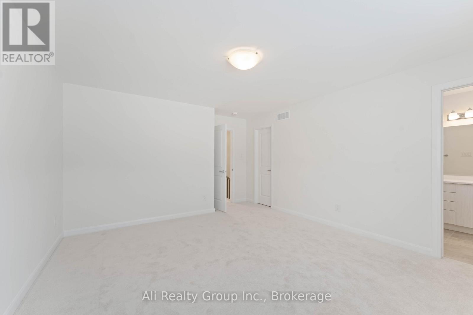 661 Hamsa Street, Ottawa, Ontario  K2J 6Z7 - Photo 17 - X12977732